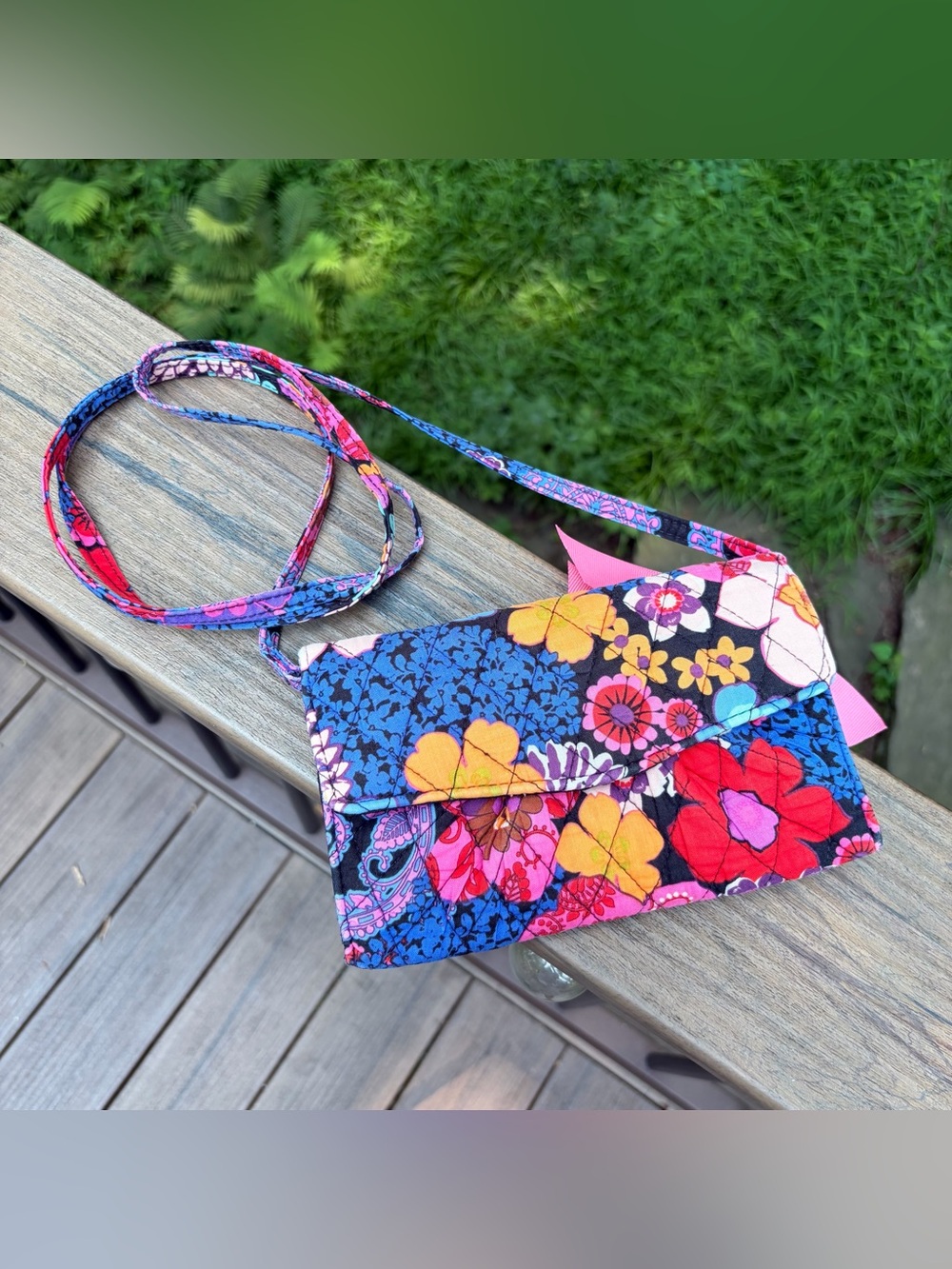 Vera Bradley Floral Fiesta Wallet Crossbody Bag Trifold Magnet Zip Pocket